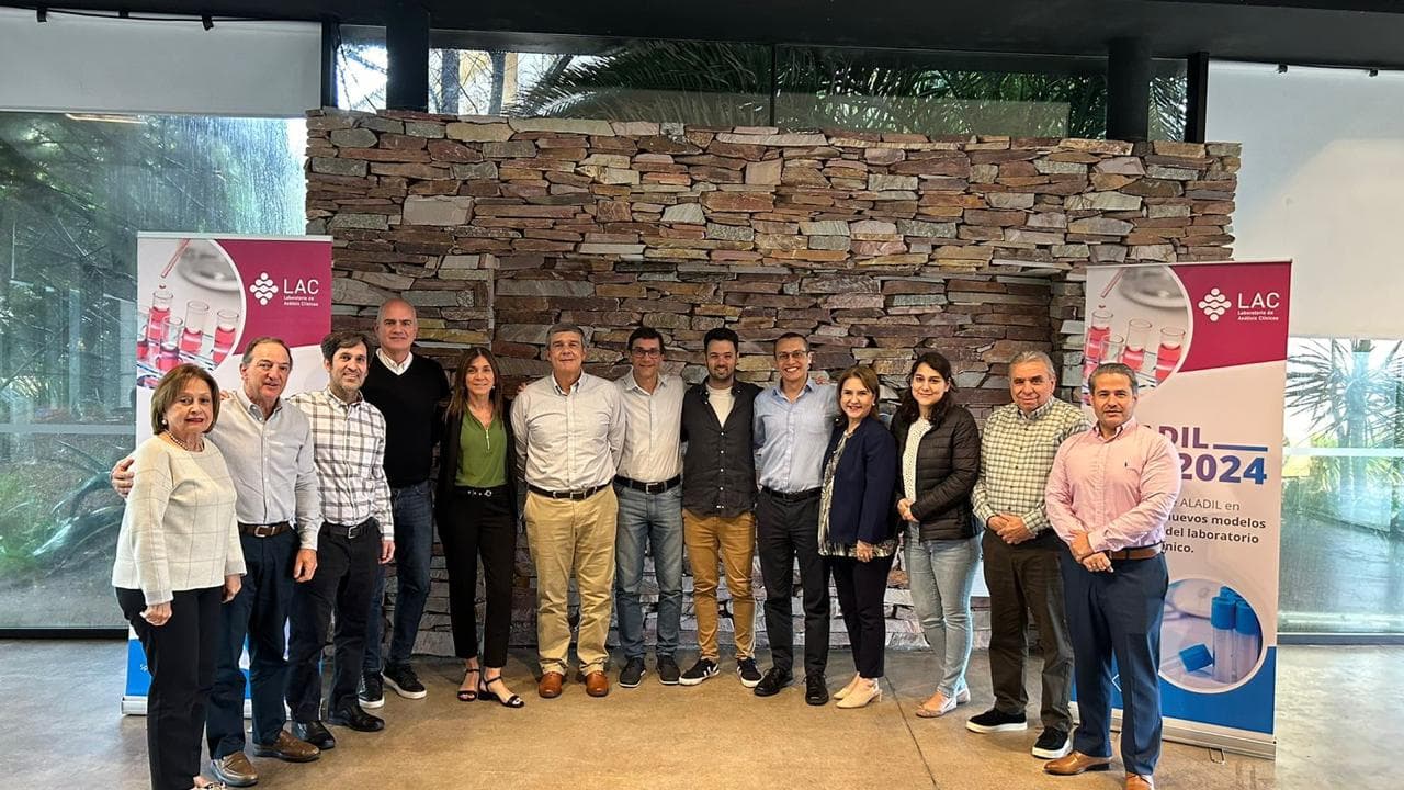 Reunión de ALADIL en Montevideo, Uruguay